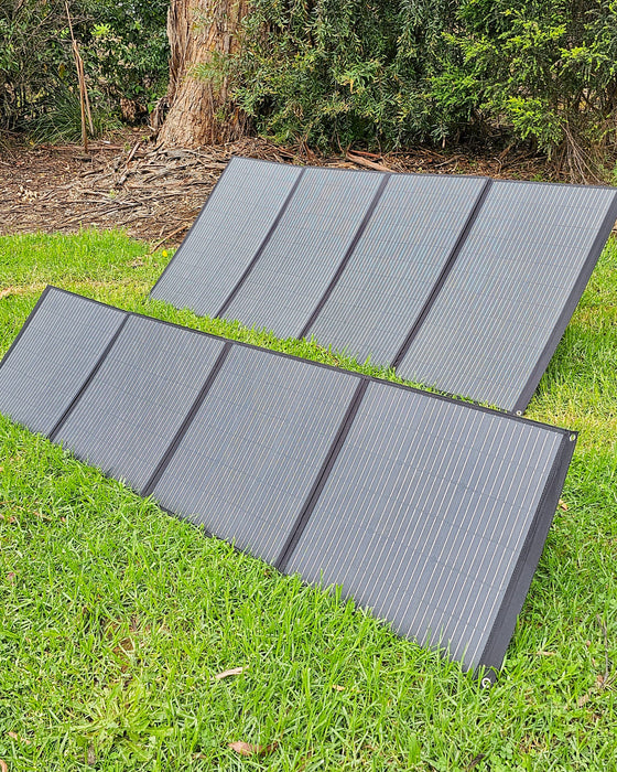 Lithium Essentials 200W Portable Solar Blanket Kit