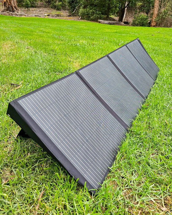 Lithium Essentials 200W Portable Solar Blanket Kit