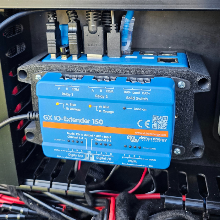 Cerbo mount with I/O Extender